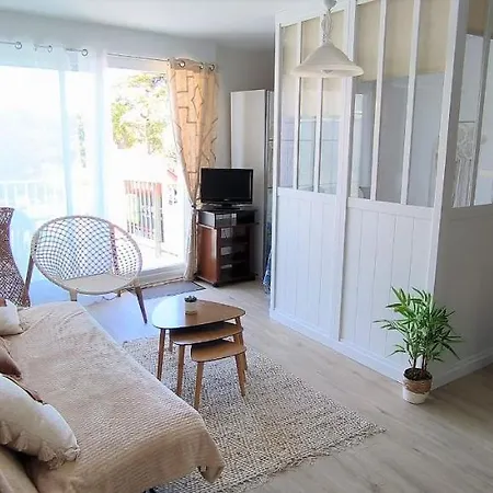 Appartamento Bright Studio With Balcony - Sea View