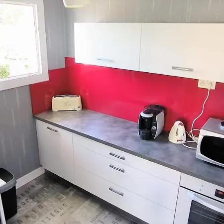 Bright Studio With Balcony - Sea View *